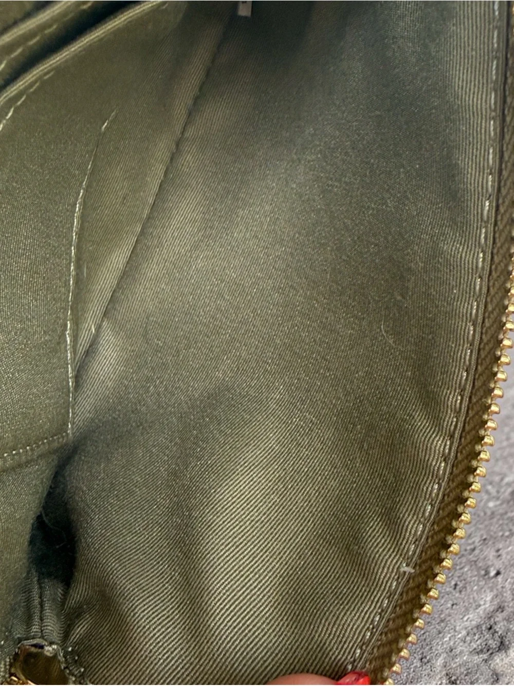 Coach Olive Green Pebbled Leather Zip Card Case with Gold Hardware